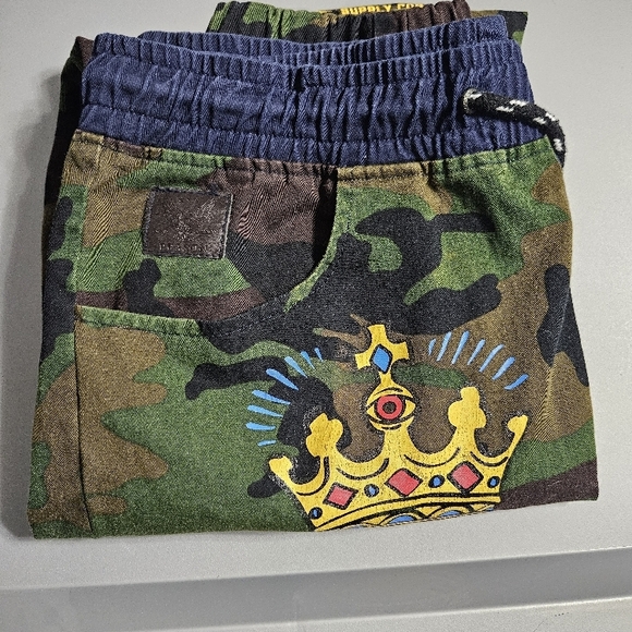 Men's Blue Camouflage Sweatpants with Colorful Patch. - Picture 9 of 9